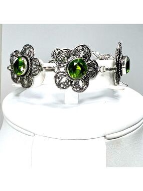 Peridot Flower Vintage 925 Bracelet